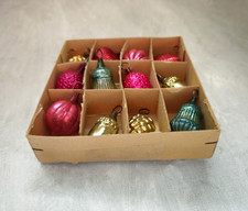 Vintage Feather Tree Glass Ornament Strawberry Heart Acorn Pinecone Bumpy picture