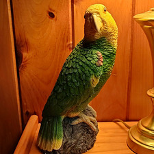 1988 Vintage Animal Classics Painted Parrot Figurine Green/Yellow picture