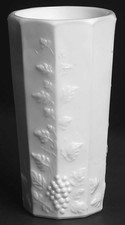 Westmoreland Paneled Grape Milk Glass Iced Tea Glass 769613 picture