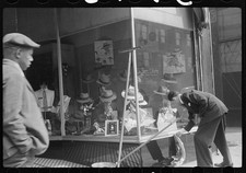 Photo:Chicago Illinois 1941 47th Street Hat Store Window Display Men picture