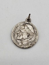 POPE PAUL VI, VATICAN 2 MEDALLION, VINTAGE 1960'S, MADE IN ITALY, COLLECTABLE picture