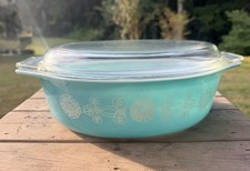 Vintage Pyrex Rare Blue Lace Medallion 2.5 Qt Covered Lid Oven Casserole Dish picture
