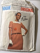 Vogue Paris Original 1637 Patou Suit Blouse Sz 12 Bust 32 No Label CUT Complete picture