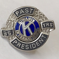 Kiwanis International Past President 35 Years Service Award Lapel Tie Pin (G7) picture