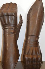 Large (2.2kg) Pair 19th Century Iron Armour Gauntlets, Articulated Thumb, c1890 picture