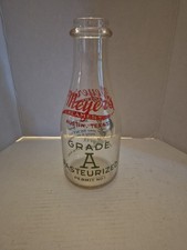 Vintage Myers' Creamery Austin Texas Milk Bottle 1 quart picture