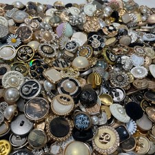 Vintage-now Estate Sale Buttons Lot 50p Various Sizes Shapes Colors Types Usable picture