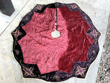 Beautiful Ornate Rich Red Purple Velvet Gold Embroidered Christmas Tree Skirt picture