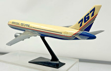 Boeing 767-300 Desktop Model Boeing House Livery Colors picture