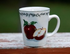Vintage Todays Home Apple Coffee Mug 3 ½ 