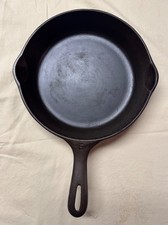 Vintage Unmarked Wagner No. 6 Cast Iron 9 Inch Skillet Q Mark picture